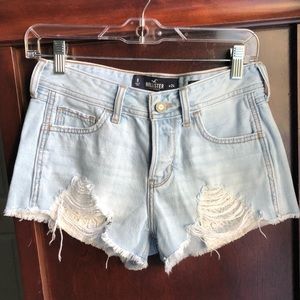 Low-Rise Hollister Boyfriend Shorts